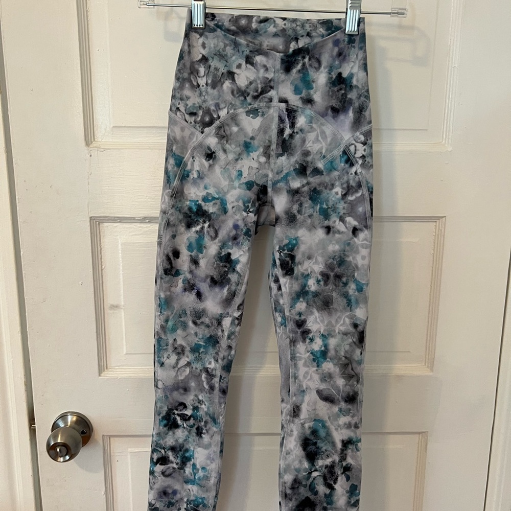 Lululemon Unlimit High-Rise Tight
